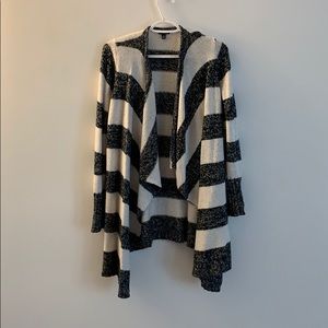 Stripped cozy cardigan